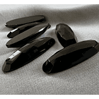 Óniz negro-11.86ct-30x10mm-c/ovalado-alta  1