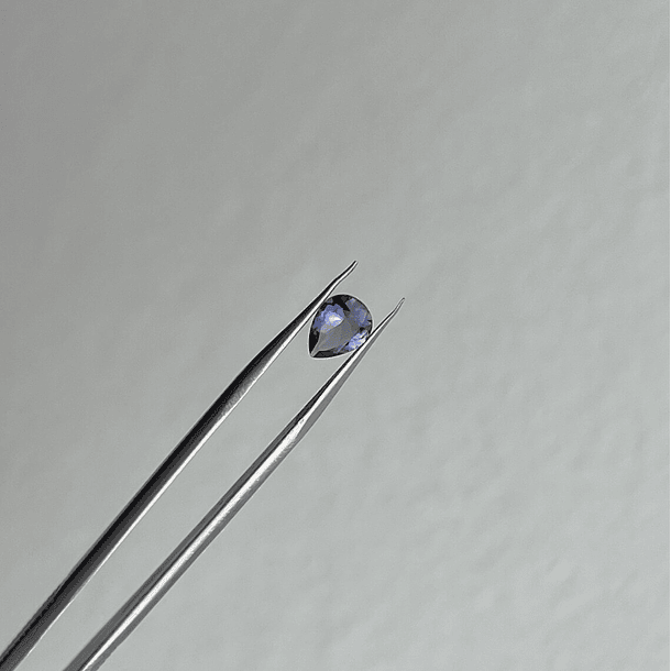 Iolita-0.60ct-7x5mm 