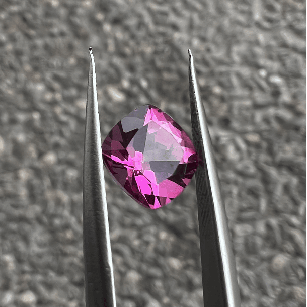Topacio rosa-2.60ct-8x8mm 
