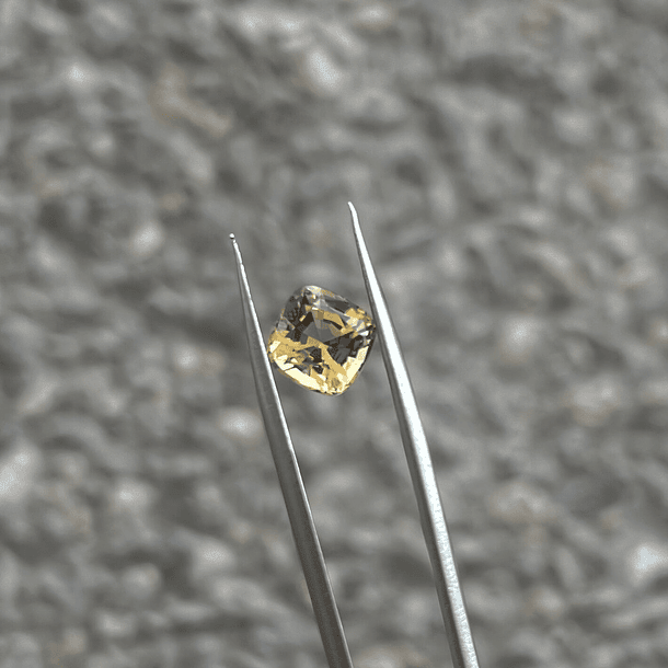 Citrino Dorado-2.75ct-8.1x8.1x6.5mm 