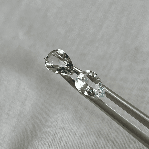 Par de Aguamarina-2.950ct-10x7x4mm 