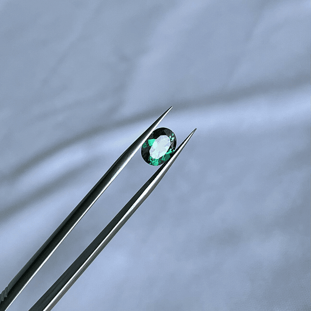 Topacio Verde-2.20ct-9x7x4.8mm 