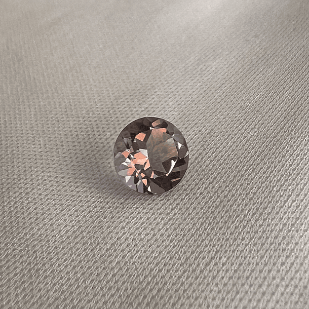 Ametrino-1.30ct-7.1x4.4mm 