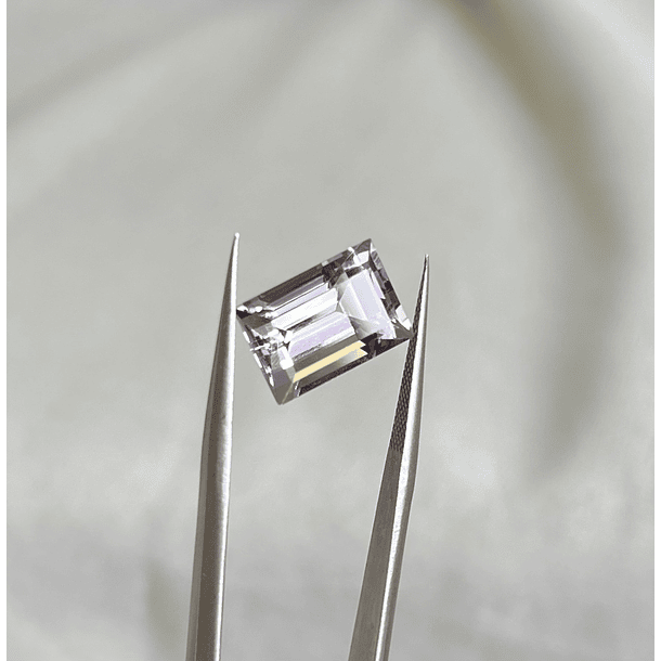 Amatista Rosa De Francia-5.530ct-12.4x8.4x7mm 