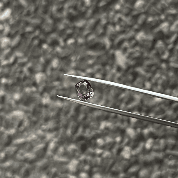 Espinela-2.35ct-8.2x6.7x4.4mm 