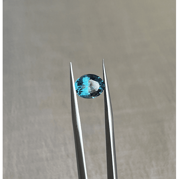 Topacio London Blue-2.55ct-10x7.8x4.4mm 