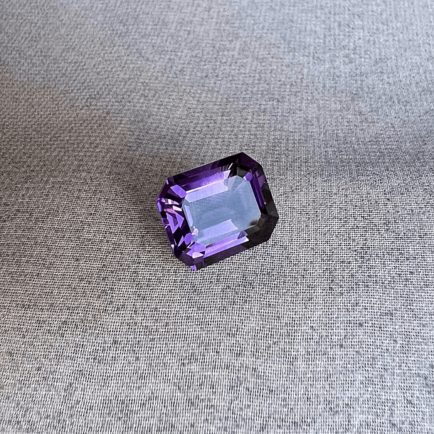 Amatista-5.90ct-12x10mm 