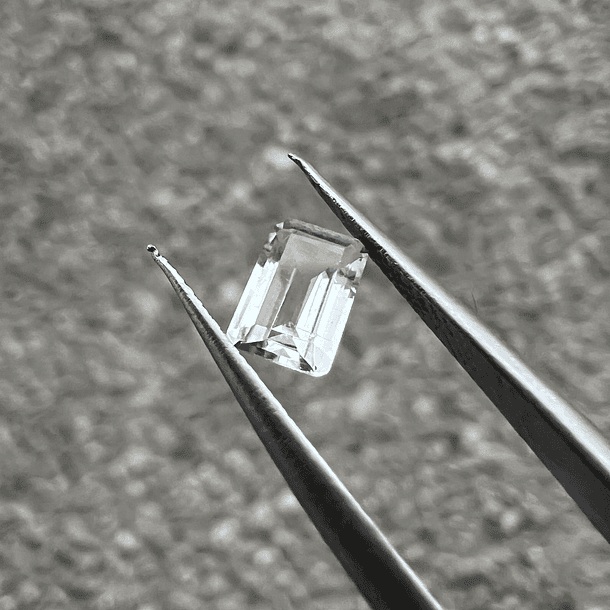 Amatista verde-0.60ct-5.7x3.9x2.7mm 