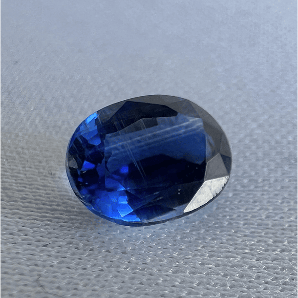 Cianita Azul Zafiro-2.55ct-9x7.1mm 