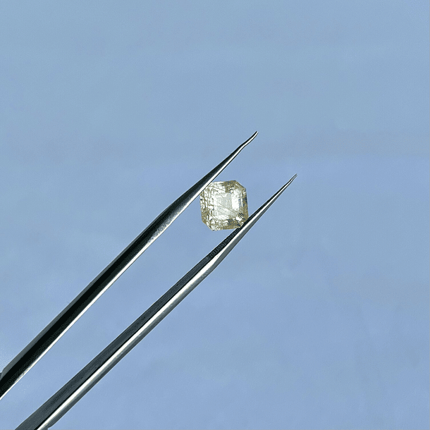 Cuarzo Rutilado-1.70ct-7x7mm 