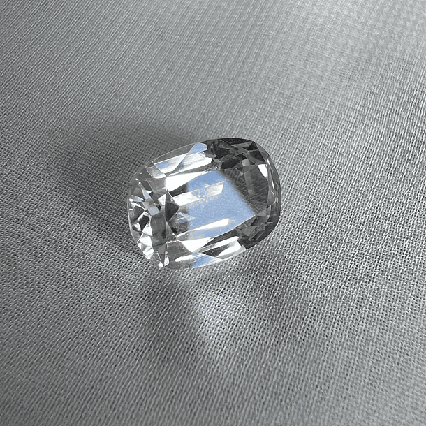 Kunzita-5310ct-10.8x8x6.6mm 