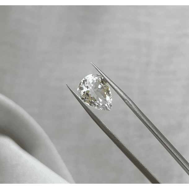 Topacio Blanco-5ct-12.4x9.1x6mm 
