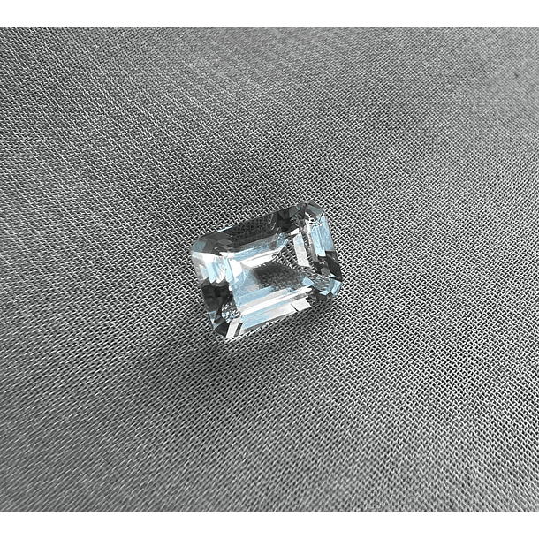 Aguamarina-1.955ct-8.8x6.7x4.4mm 