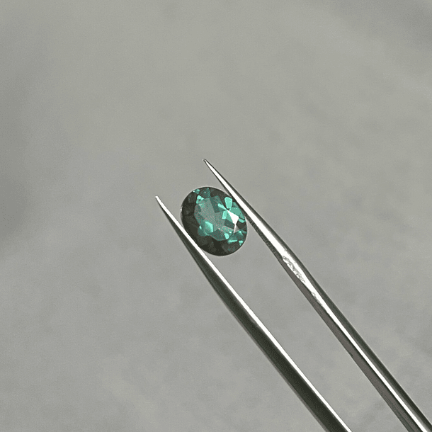 Topacio Verde-2.25ct-9x6.8x4.5mm 