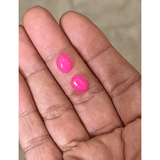 Par de ópalos rosas-2.60ct-9x7mm-c/cabujón ovalado  