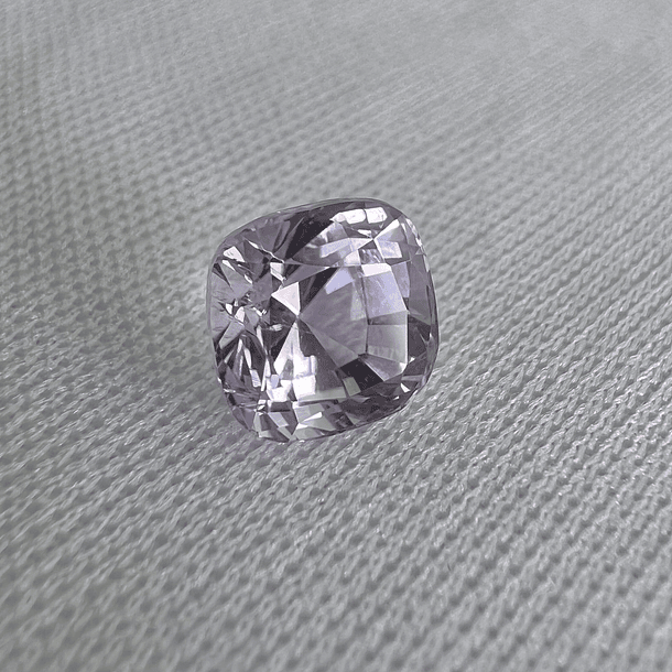 Kunzita-2.45ct-7x7x6.2mm 