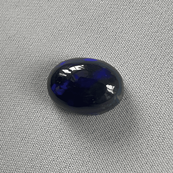 Ópalo negro con destello-2.245ct-11.4x8.1x4.8mm 
