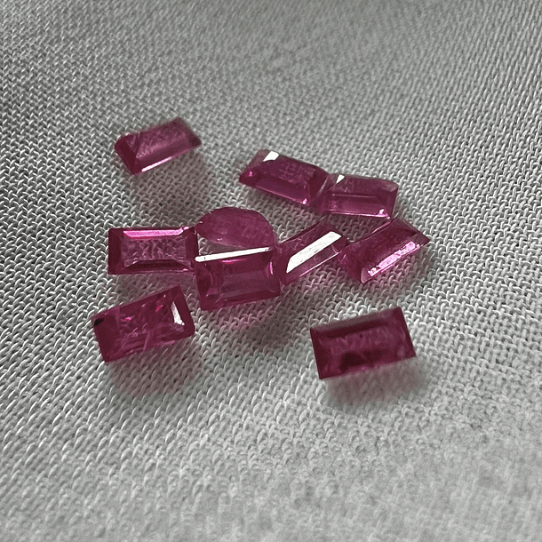 Lote de 4 piezas de Rubí-0.074ct-de 2.8 a 2.5mm 