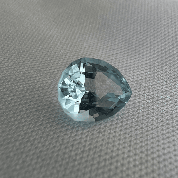 Topacio azul-3.50ct-10x8x6mm 