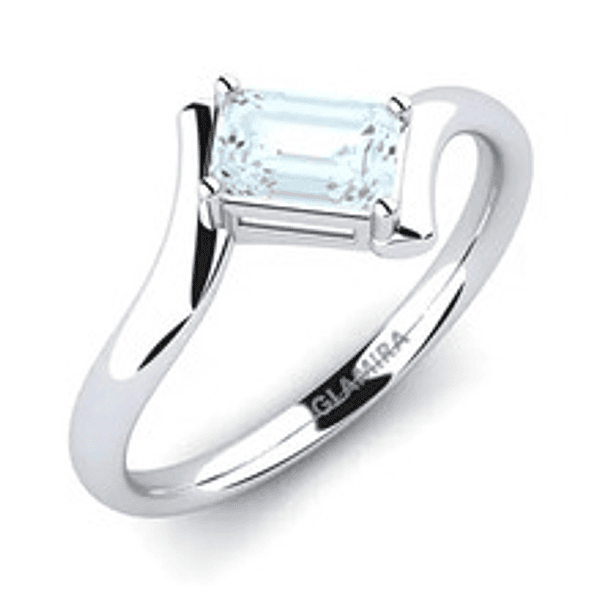 Anillo solitario con Aguamarina Esmeralda Plata Ley .925 con baño de Rodio Talla 6 