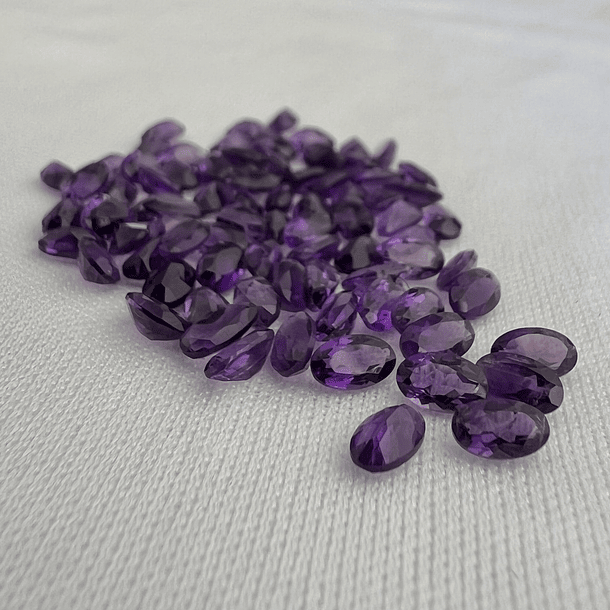 Lote de 6 piezas de Amatistas-0.25ct-5x3mm 
