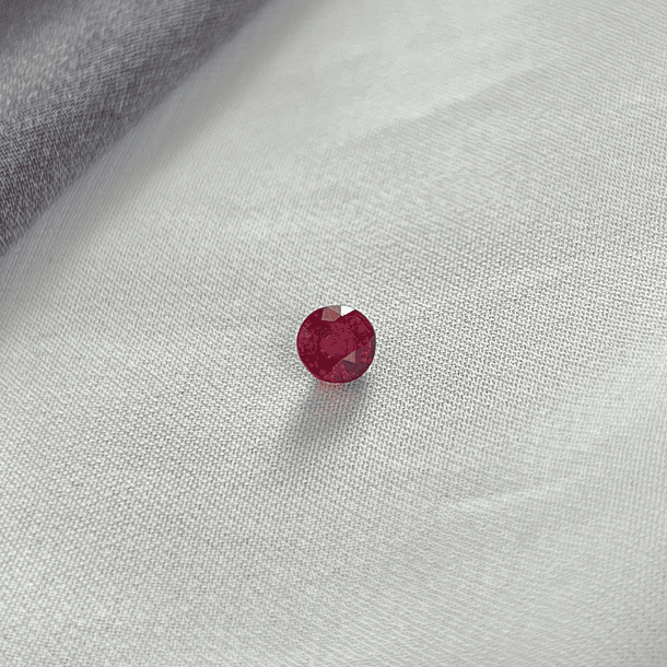 Rubí-0.740ct-4.5x4.5x3.2mm 