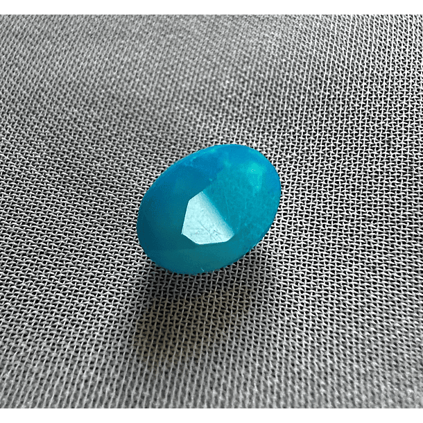 Ópalo azul-0.875ct-7.8x5.8x4.4mm 