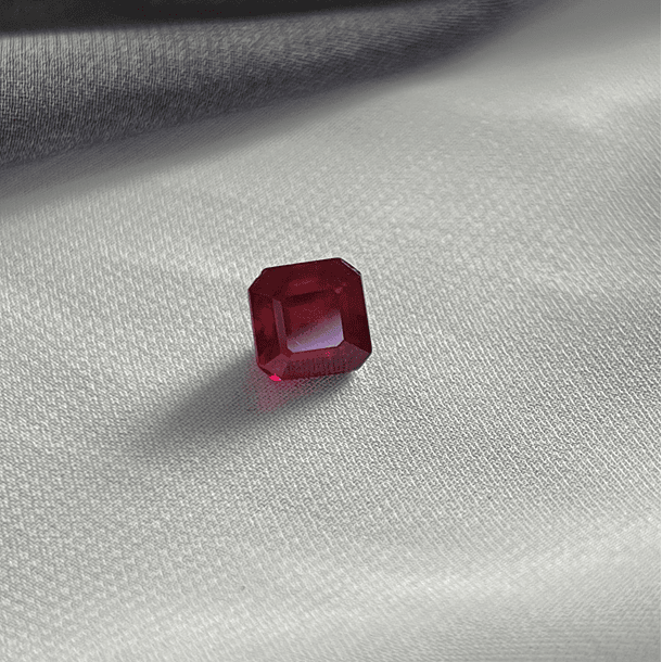 Rubí-1.730ct-5.6x5.7x4.3mm 