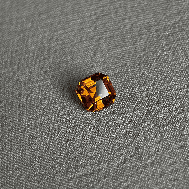 Citrino Madeira-2.87ct-8.57x8.55x6.26mm 