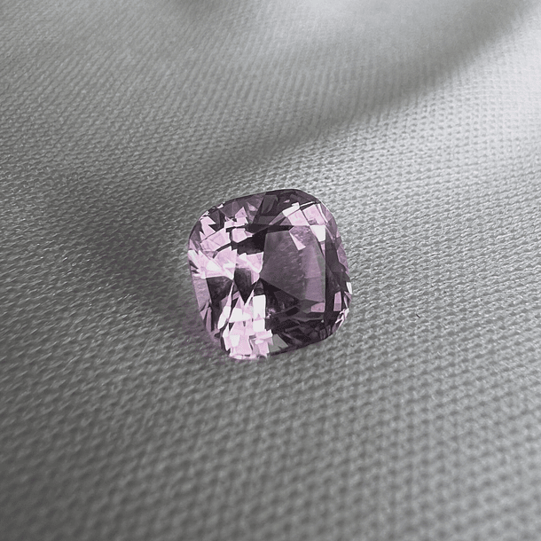 Kunzita-2.60ct-8x8x5.7mm 