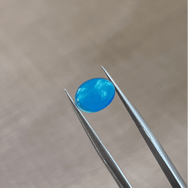 Ópalo azul-1.130ct-8.7x6.7x3.8mm 