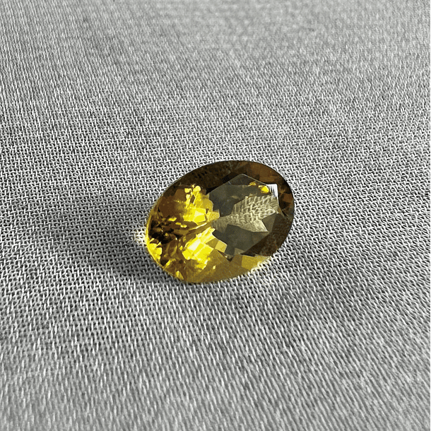 Turmalina-1.30ct-8.1x6x4mm 