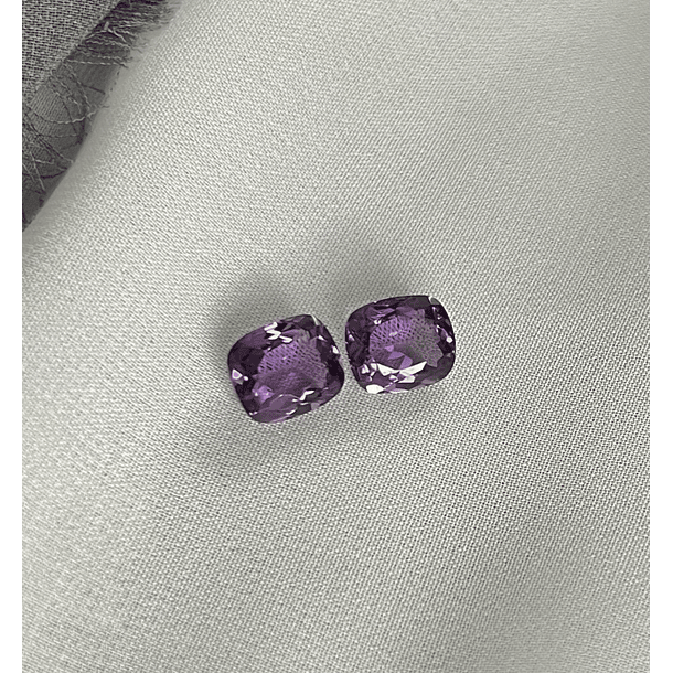 Par de Amatista-3.680ct-7.8x6.8x4.2mm 