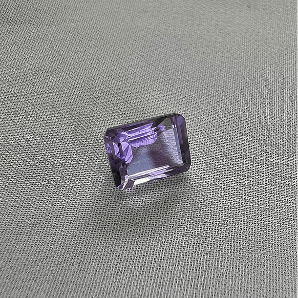 Amatista-2.275ct-8.4x6.4x4.7mm 
