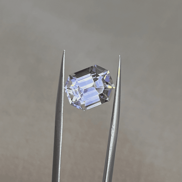 Amatista Rosa De Francia-4.635ct-10.8x8.8x7.6mm 