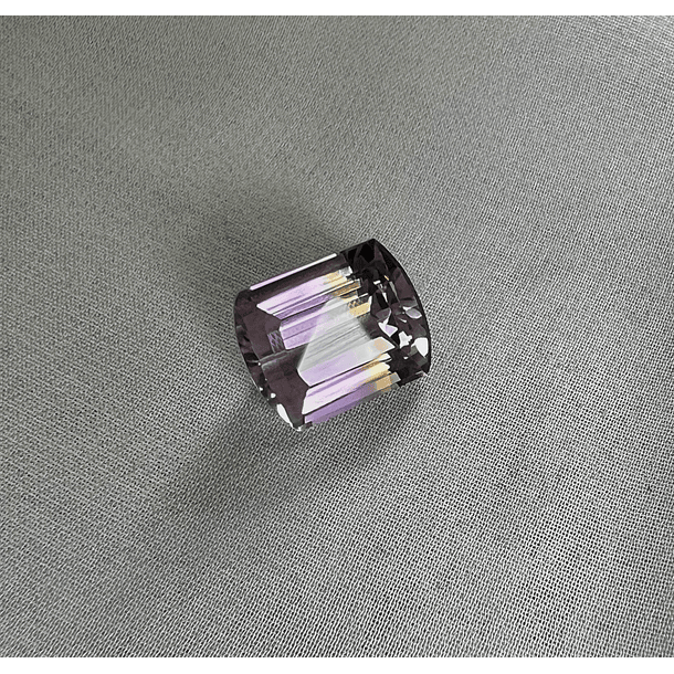 Ametrino-7.510ct-11x10.6x8.7mm 
