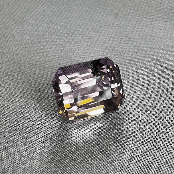 Ametrino durazno-6.895ct-11.6x9.5x8.5mm 