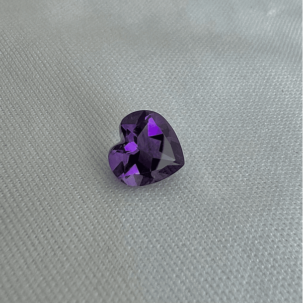 Amatista-1.65ct-7.1x7.7mm 