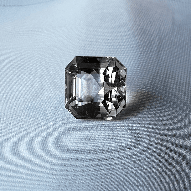 Topacio champagne-18.75ct-14x14mm 