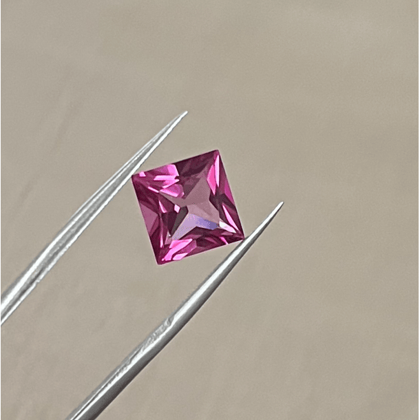 Topacio Rosa-4.130ct-8.7x8.7x5.3mm 