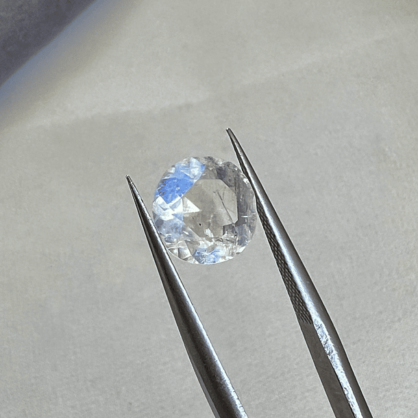 Piedra Luna-1.555ct-7.8x7.6x4.3mm 