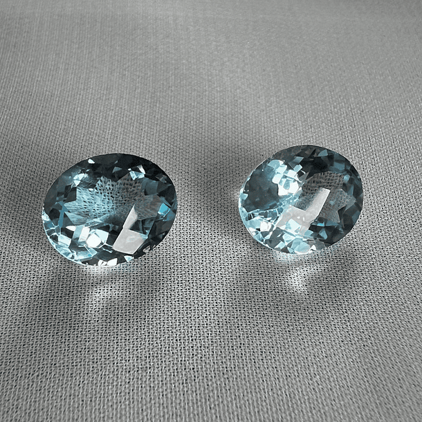 Par de Topacio Azul-8.955ct-10.8x8.7x5.5-5.7mm 