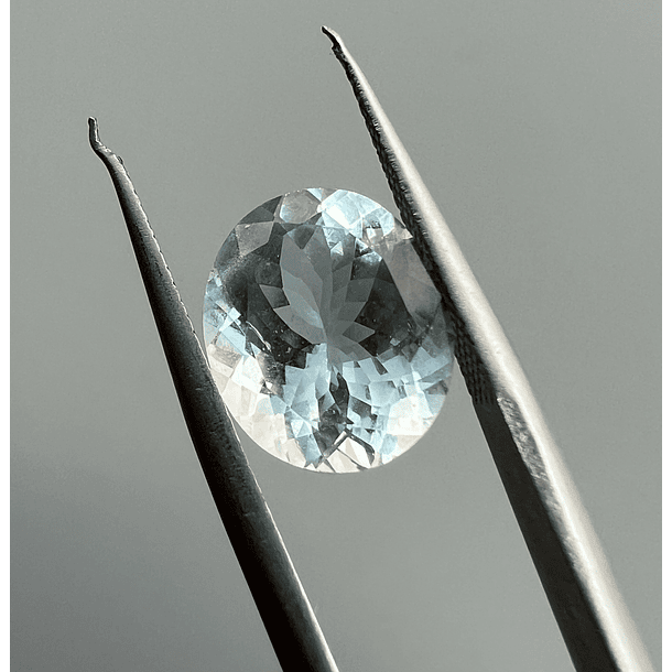 Aguamarina-2.85ct-10.8x8.7mm 