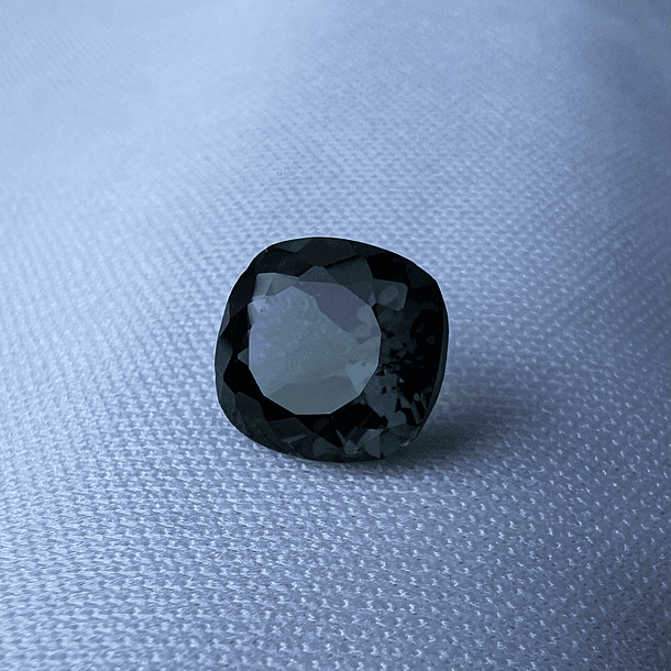 Topacio London Blue-4.40ct-9.9x8.9mm 