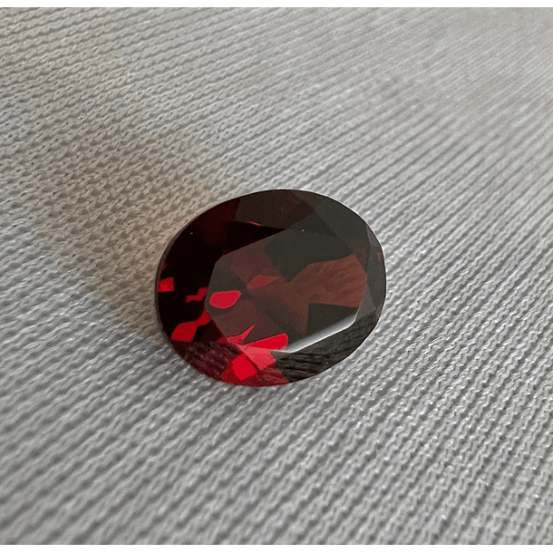 Granate Rojo-2.095ct-8.8x6.7x3.7mm 