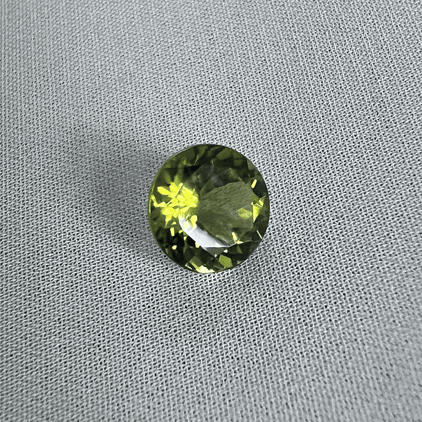 Peridotos-2.140ct-7.6x7.6x5mm 