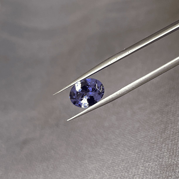 Tanzanita certificada GIA-1.84ct-8.8x6.6x3.7mm 