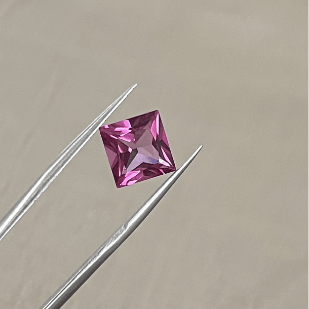 Topacio Rosa-3.725ct-8.6x8.7x5.1mm 