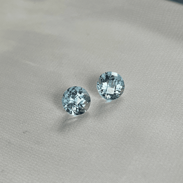 Par de Topacios Azules-7.12ct-8.8x8.8x6mm 