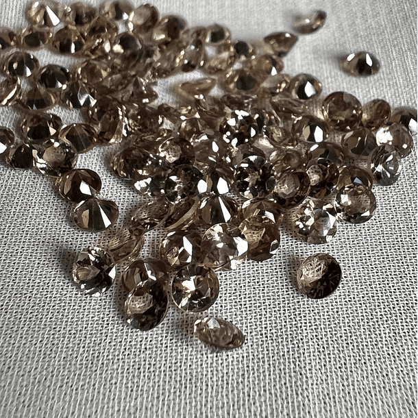 Lote de 6 Granates que cambian de color-0.125ct-3mm 